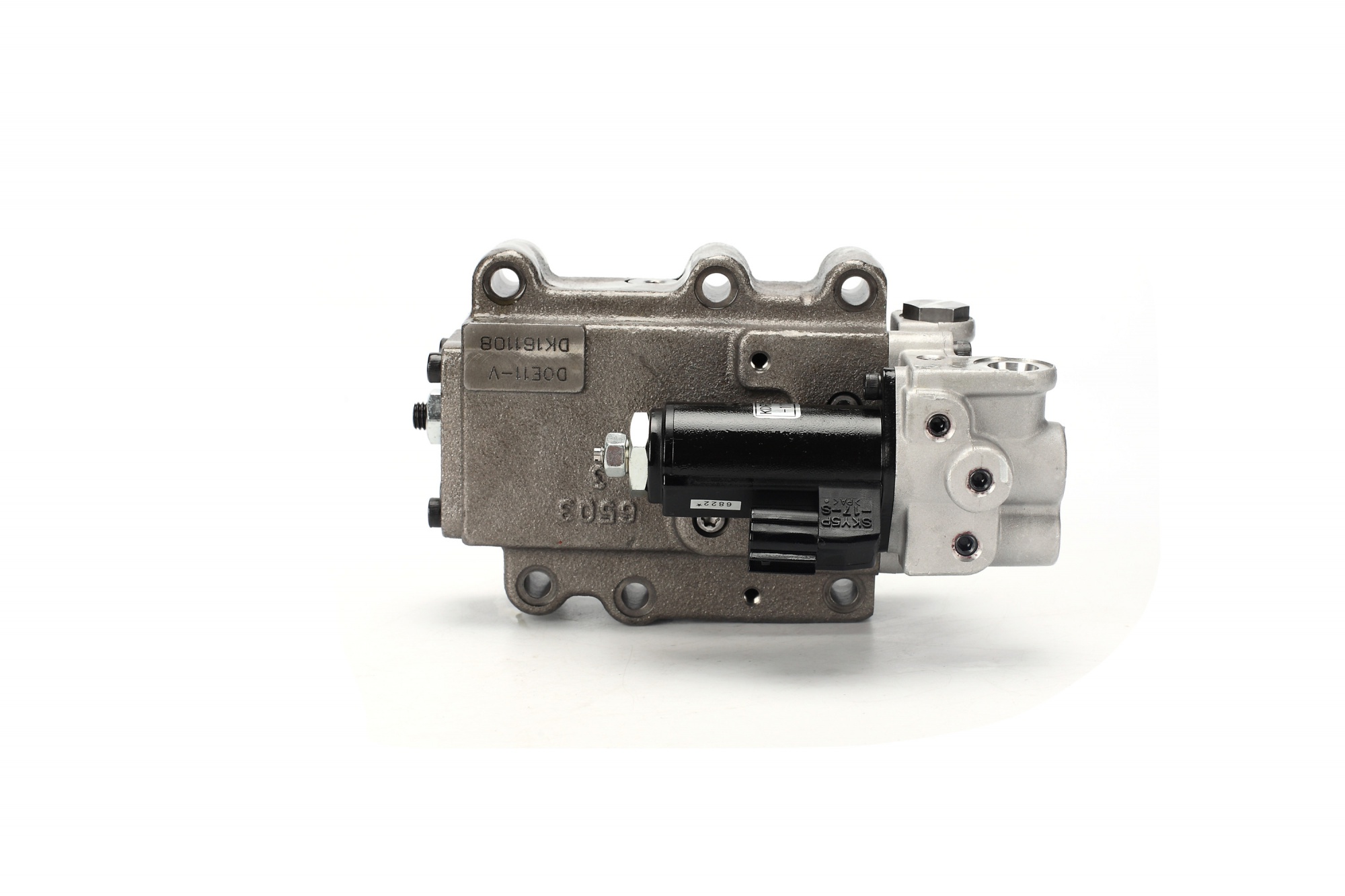 G9TEL Excavators Distribution Valve Main Relief Valve For SK200-6 SK230-6E