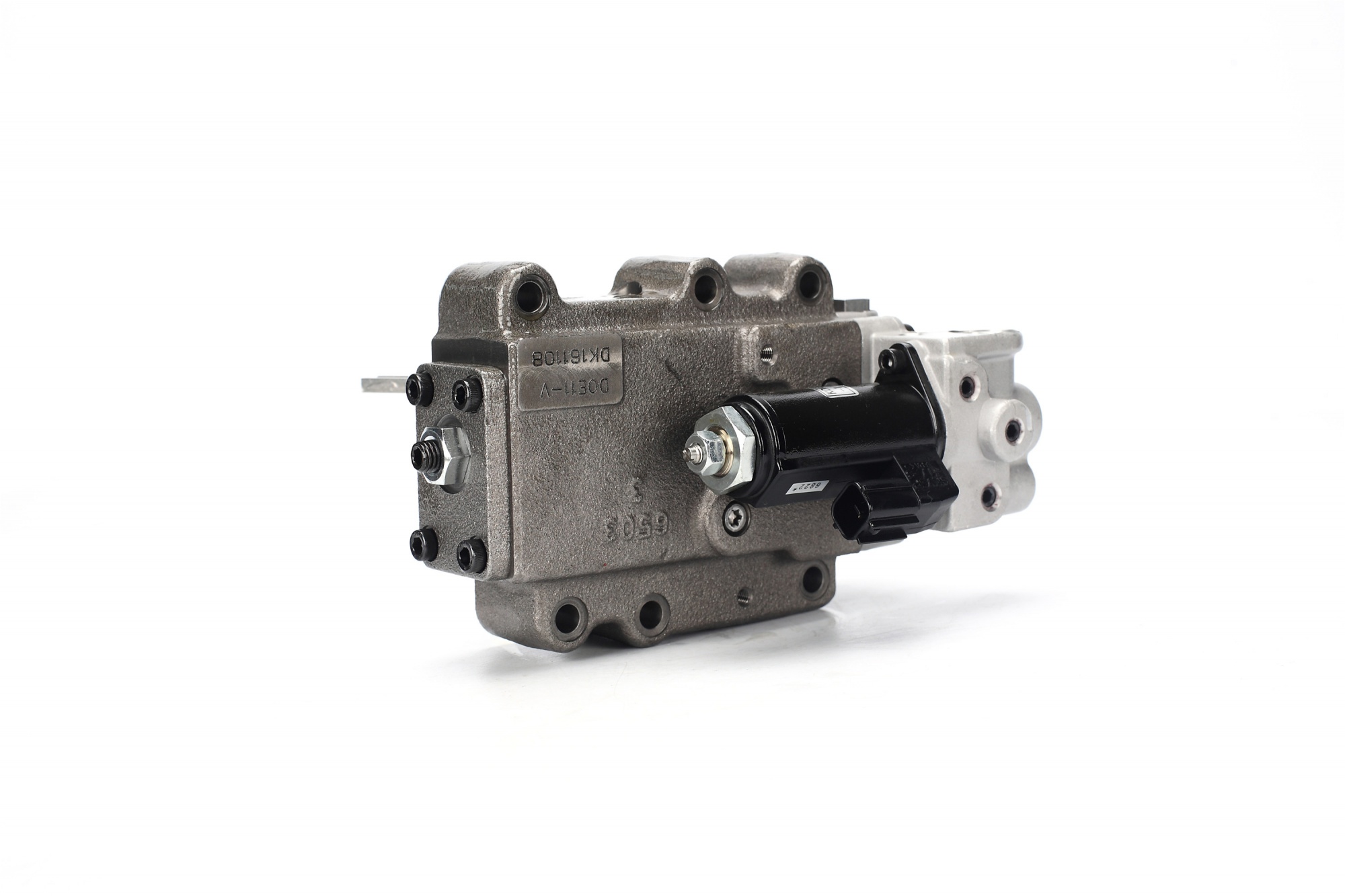 G9TEL Excavators Distribution Valve Main Relief Valve For SK200-6 SK230-6E