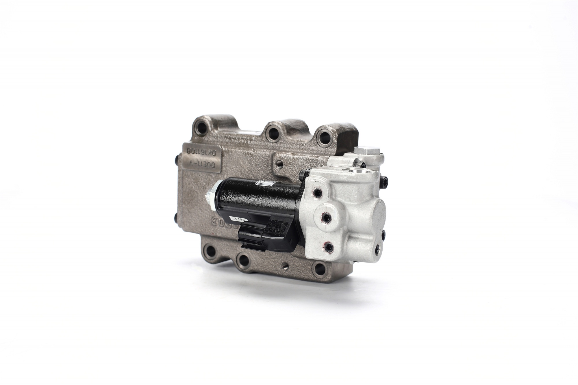 G9TEL Excavators Distribution Valve Main Relief Valve For SK200-6 SK230-6E