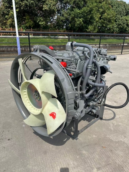 THE USED ENGIN 4HK1 FOR ZX240-3