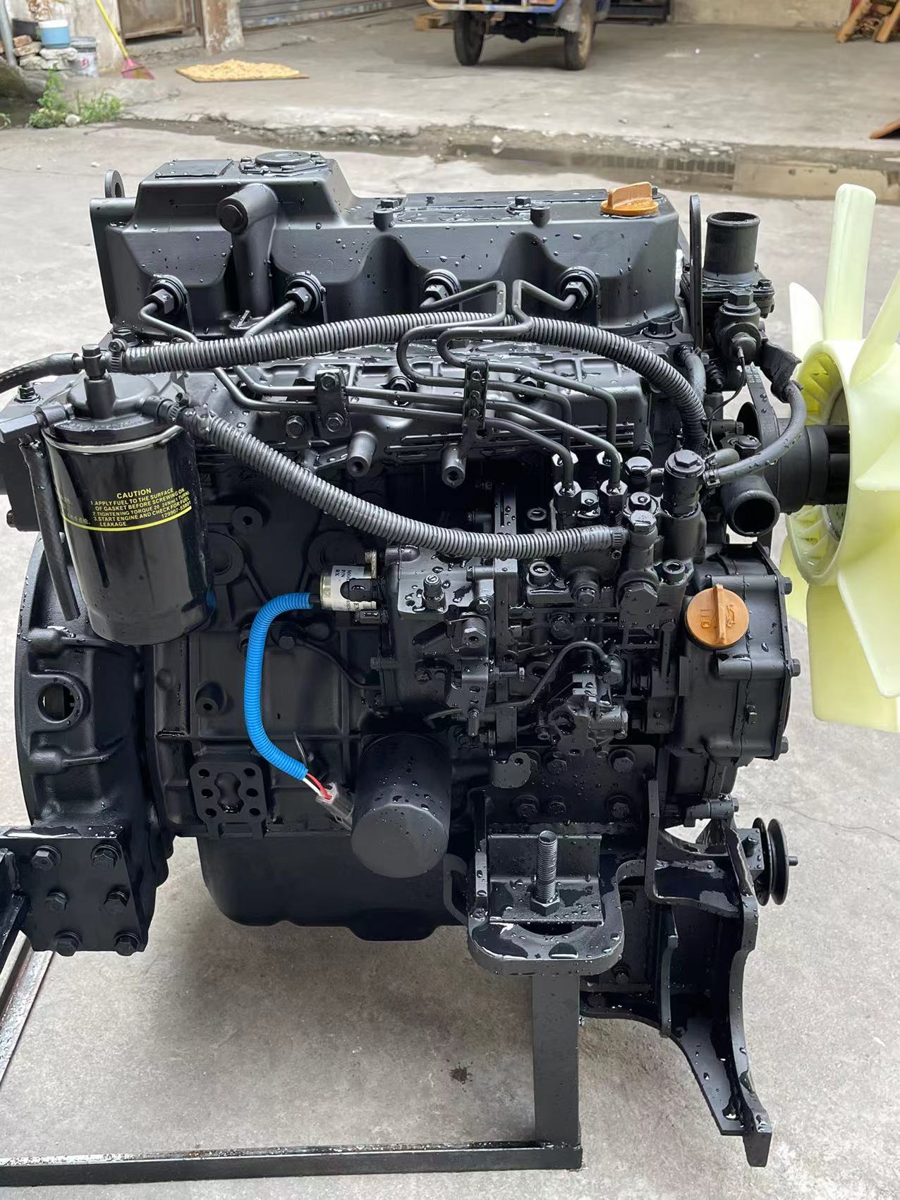 THE USED ENGIN 4TNV94 FOR R60-7