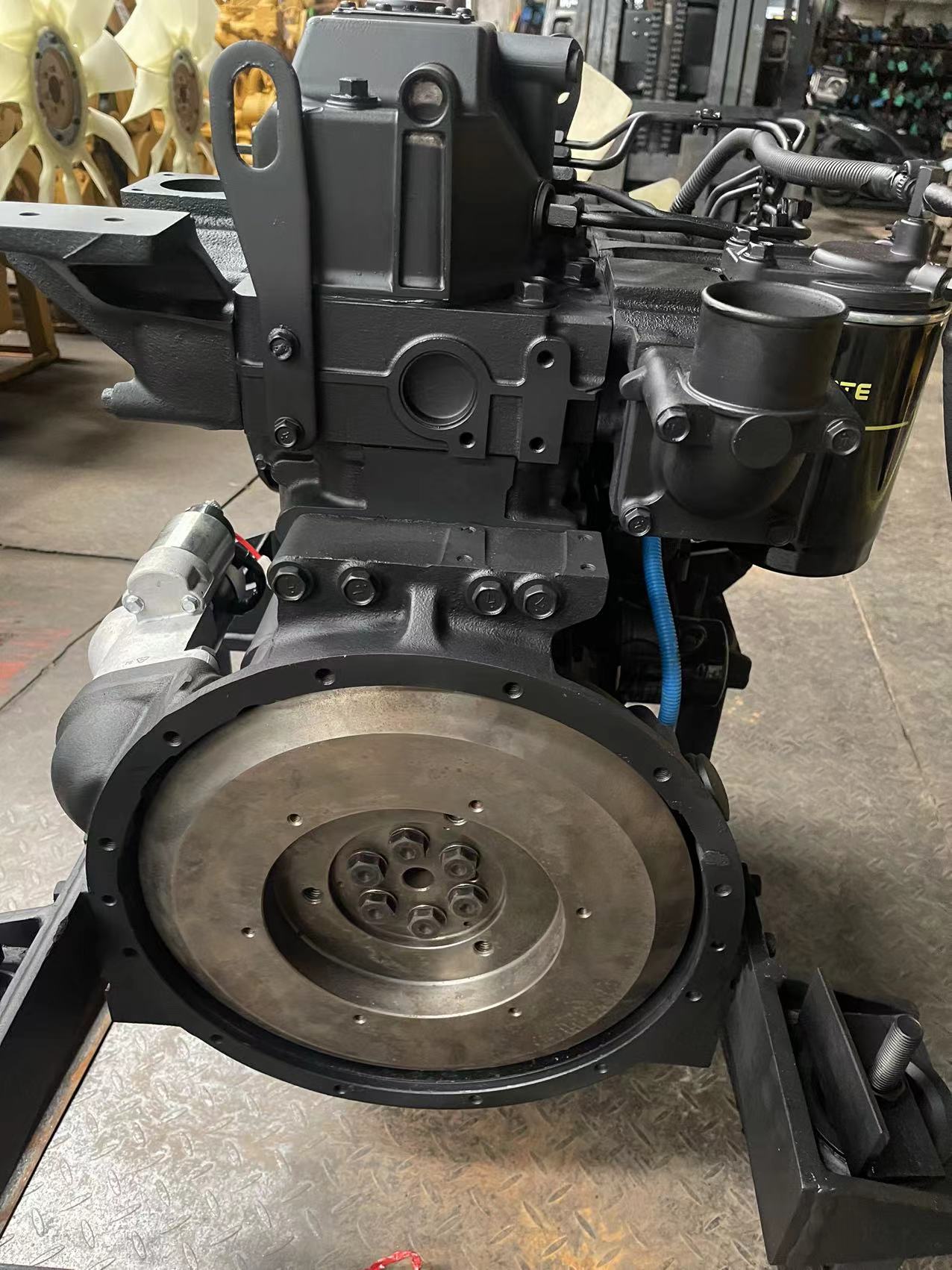 THE USED ENGIN 4TNV94 