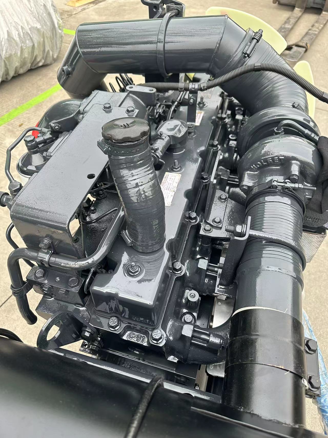THE USED ENGINE 6D114 FOR PC360-7
