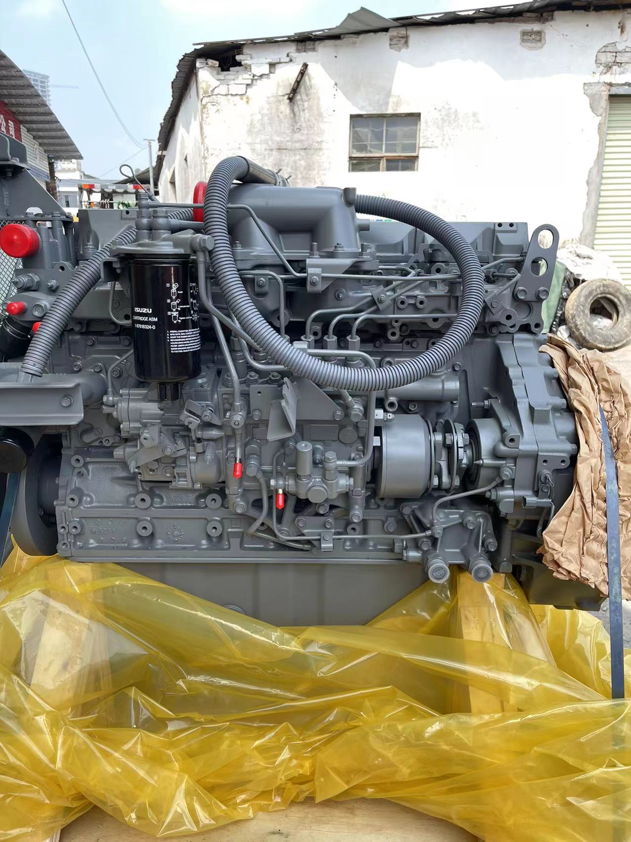 THE USED ENGINE 6HK1 FOR ZX300