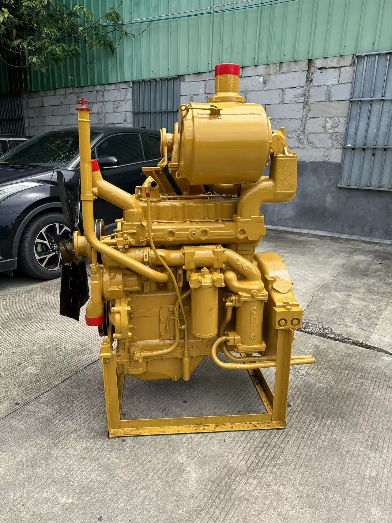 THE USED ENGINE 3304 FOR CATERPILLAR