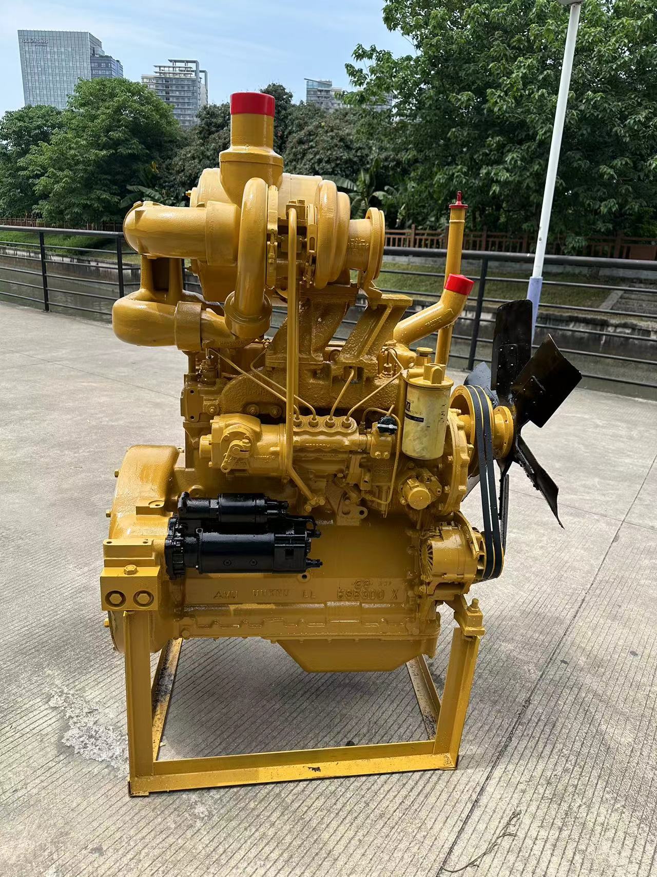 THE USED ENGINE 3304 FOR CATERPILLAR