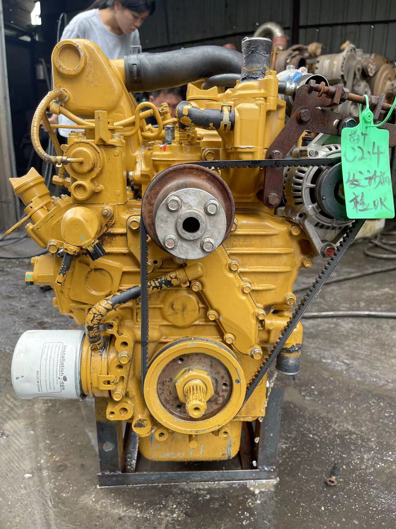THE USED ENGINE C2.4 FOR Caterpillar 307E2/E