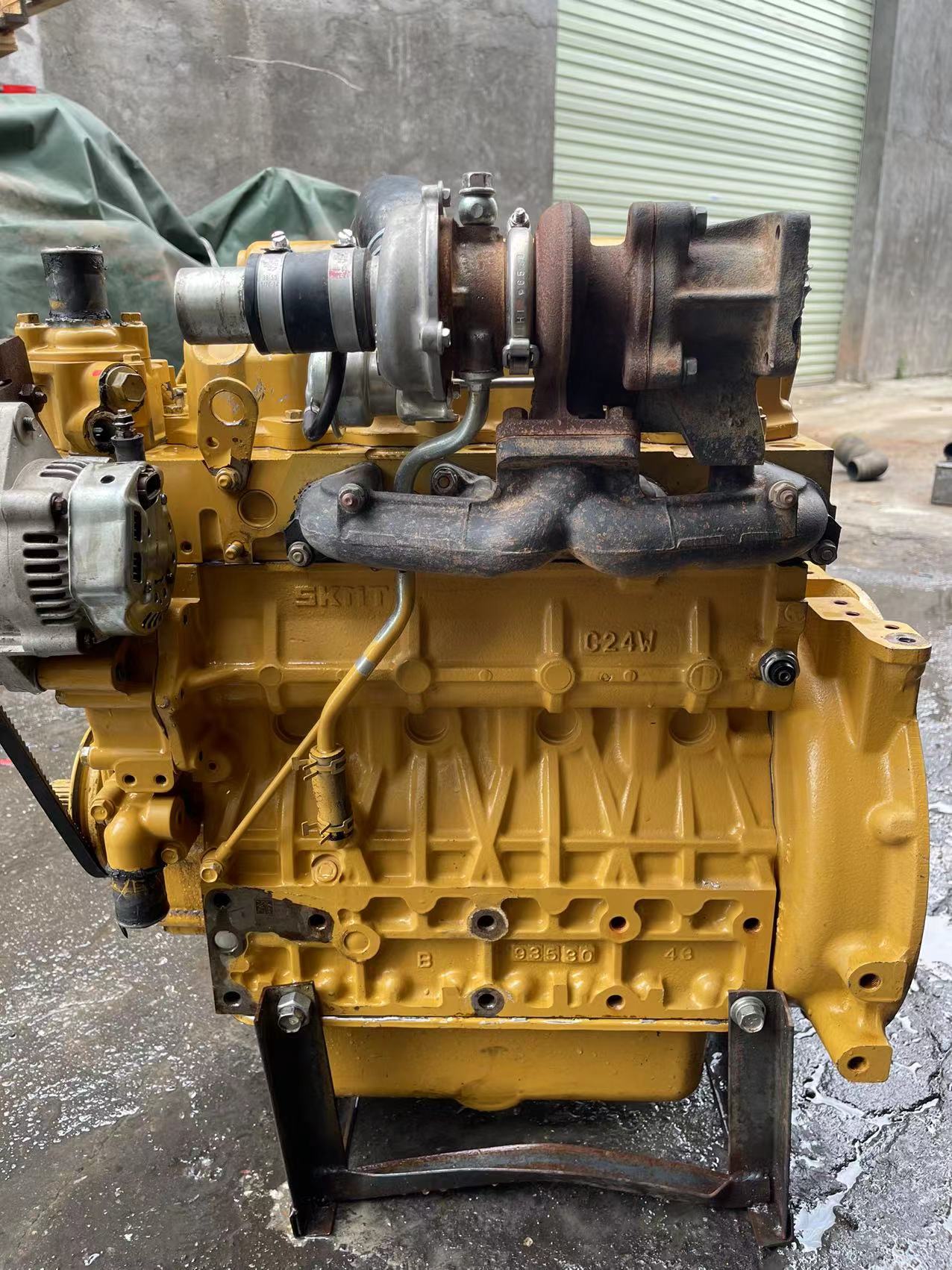 THE USED ENGINE C2.4 FOR Caterpillar 307E2/E