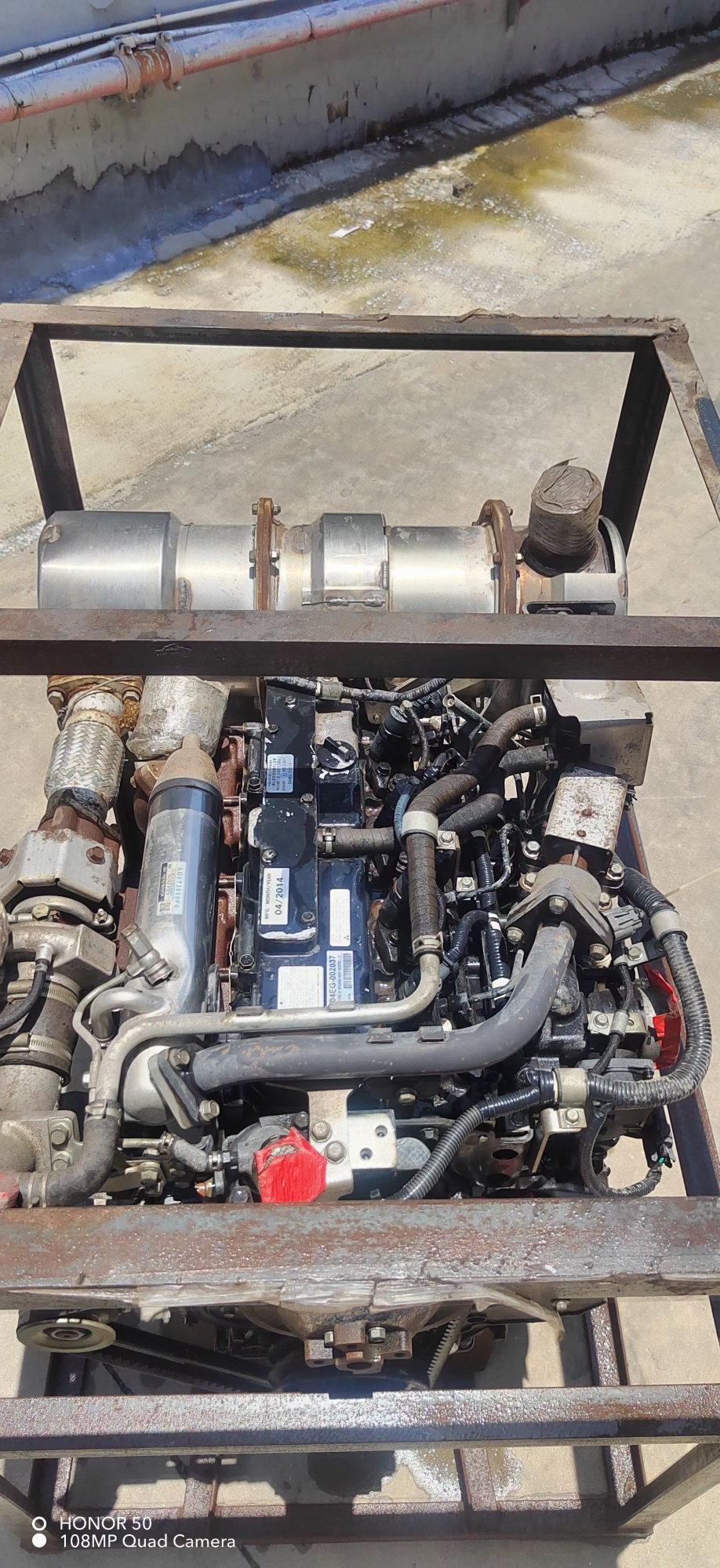 THE USED ENGINE D04EG FOR SK140-10