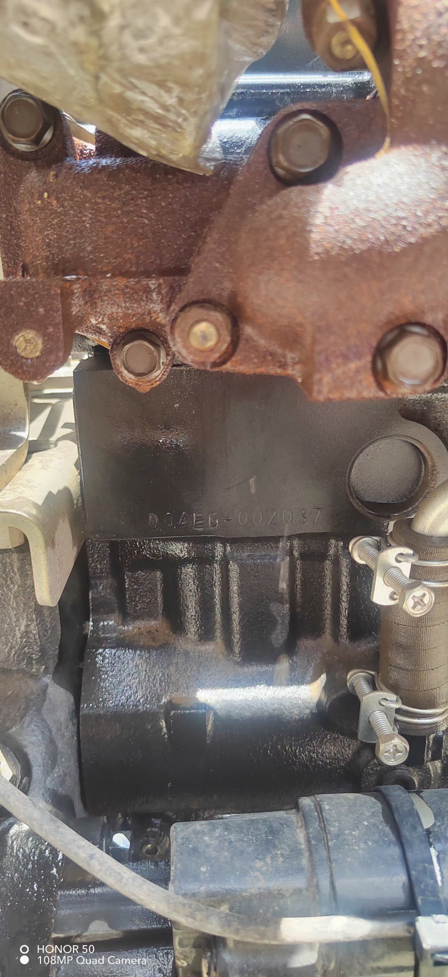 THE USED ENGINE D04EG FOR SK140-10