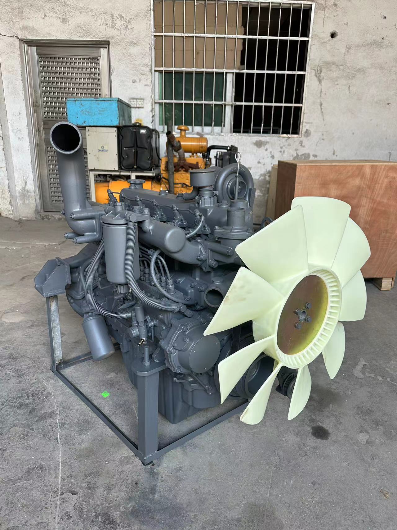 THE USED ENGINE FOR DB58 DH225-7