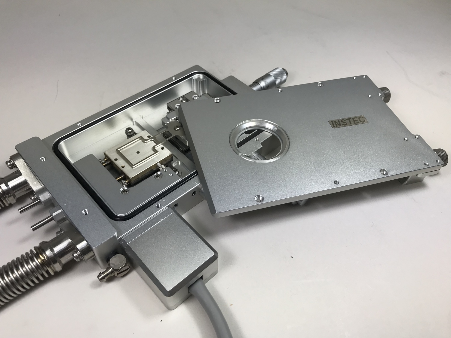H400VXY真空型冷热台