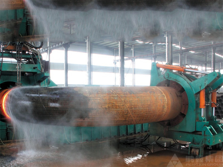 Bent pipe machine