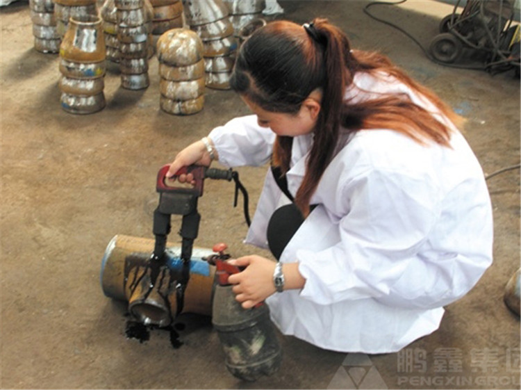 Magnetic particle detection