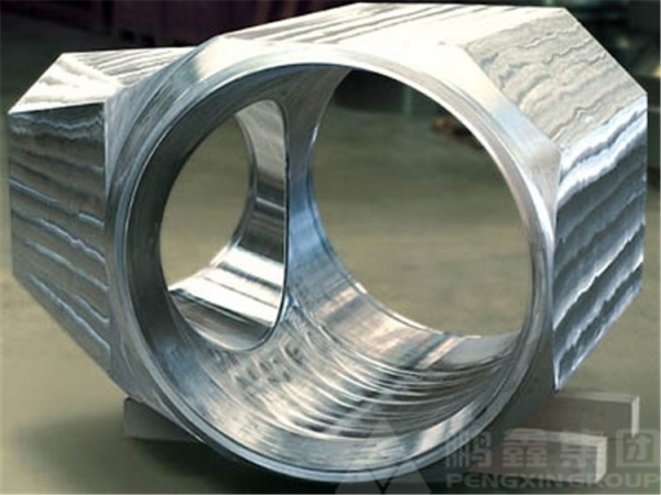 Forged pipe fittings