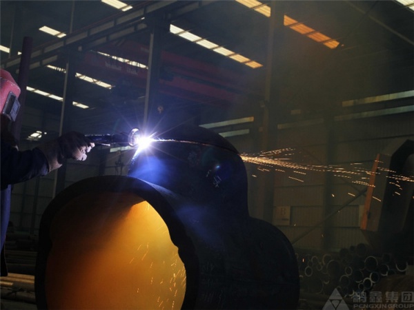 Alloy pipe fittings