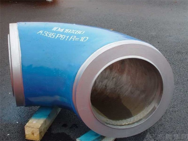 Alloy pipe fittings