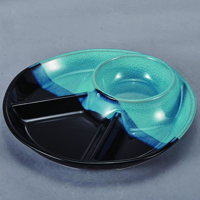Ceramic contrasting color fruit plate dinner plate with sauce dish design