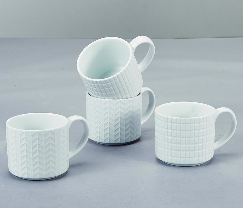White porcelain non-slip design mug