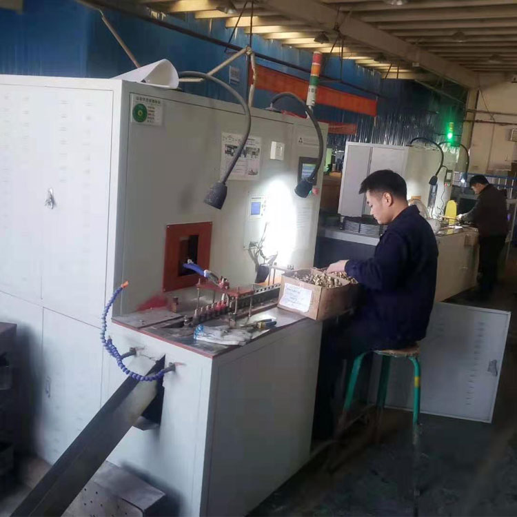 直线台应用现场