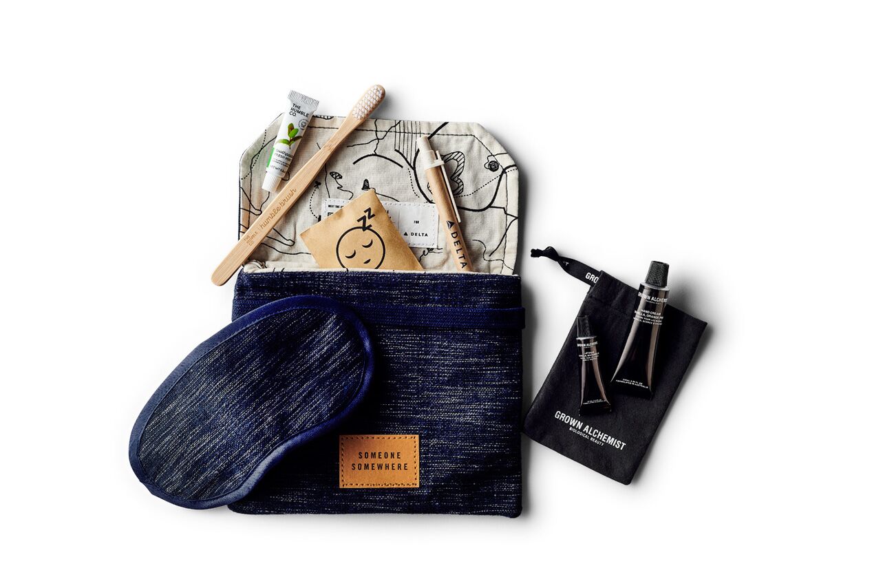 Delta-luxe-airline-amenity-kits-someone-somewhere