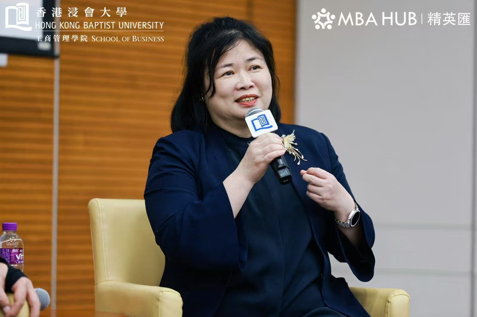 跨界赋能 共育英才——热烈祝贺伍素萍总经理获聘香港浸会大学特邀教授