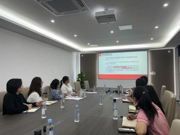 元朗党支部学习中央八项规定精神