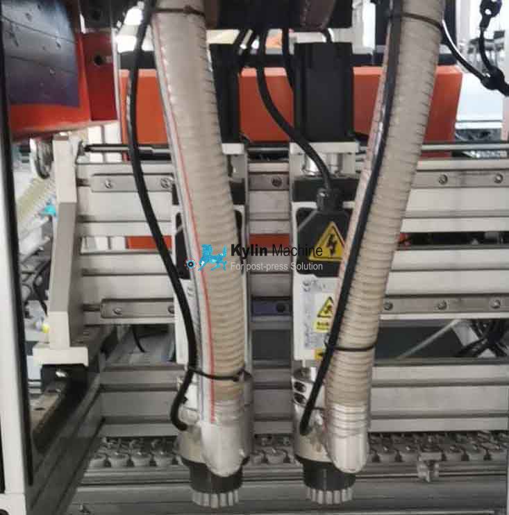 Auto magnet insert machine