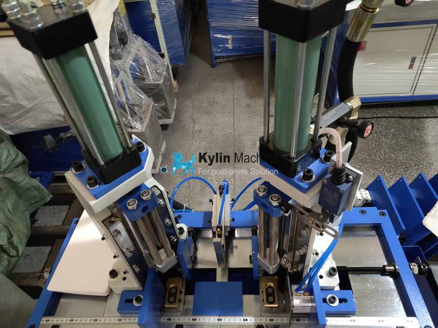 Book block trimming machine