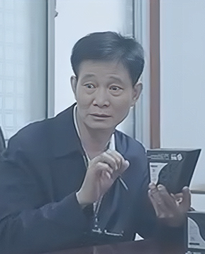 总工程师：尹少斌，教授级高级工程师。取得多项重大研究成果和专利授权的后成型法活性炭成型、深加工与改性应用技术的重要开拓者。