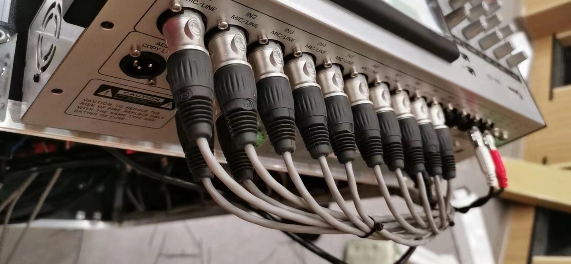 音响系统如何正确接地？