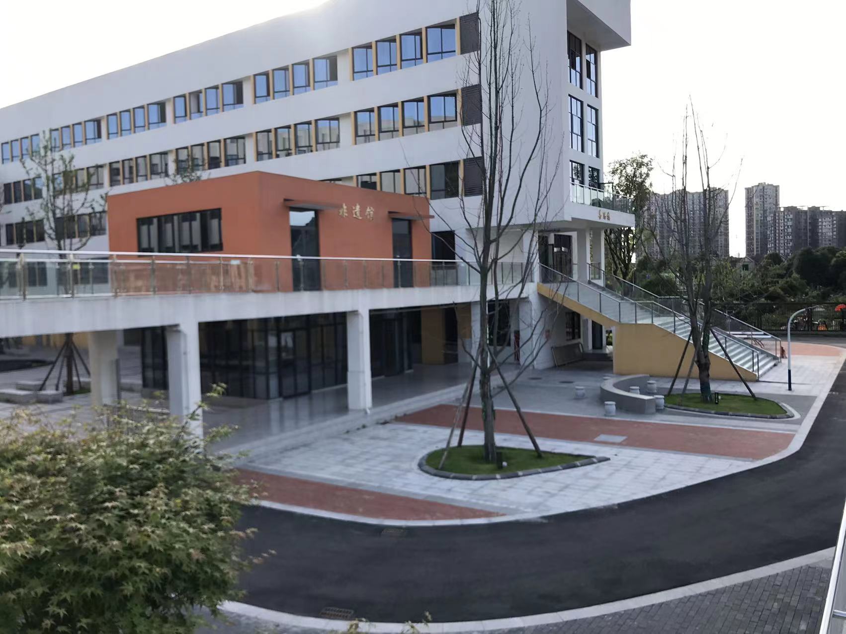 哈曼扩声系统及校园广播系统成功应用于成都东山中学