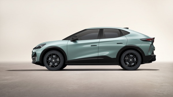 Volkswagen ID.UNYX 06 – Compact Electric Coupe SUV
