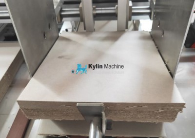 Auto magnet insert machine
