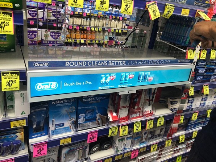 Stretch screens from Sharemantech served Australia shopping mall