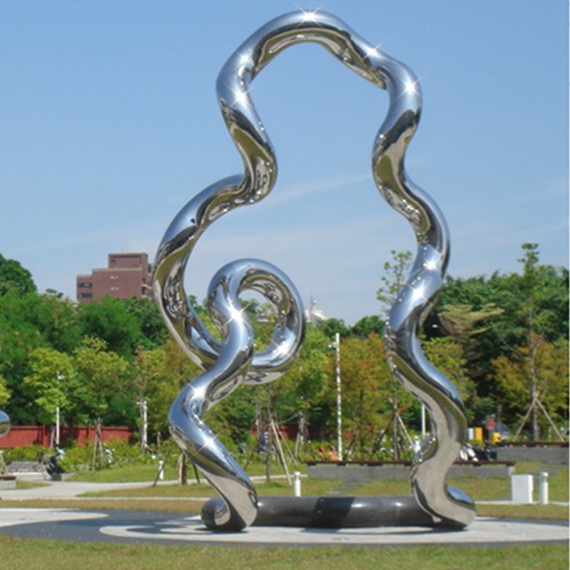 不锈钢雕塑3
