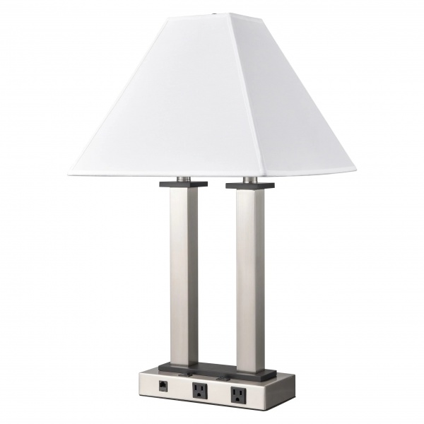 Wingate By Wyndam Queen Room Two Bed Double Nightstand Lamp