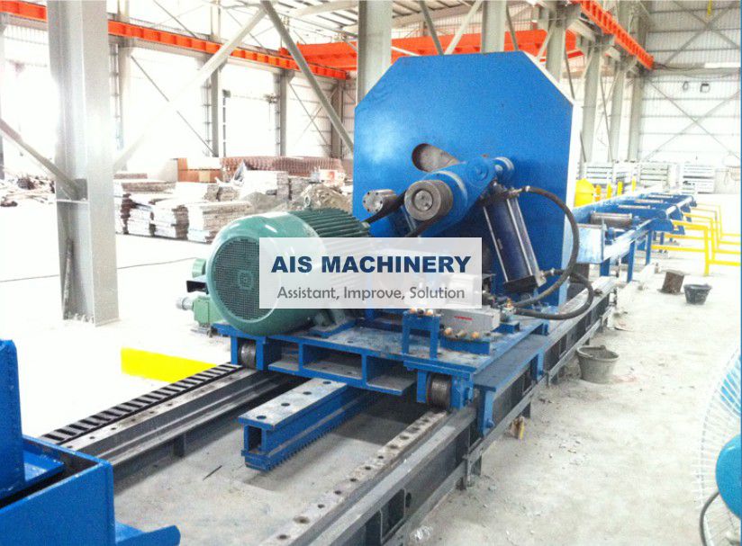 CNC cold cutting flying saw machine