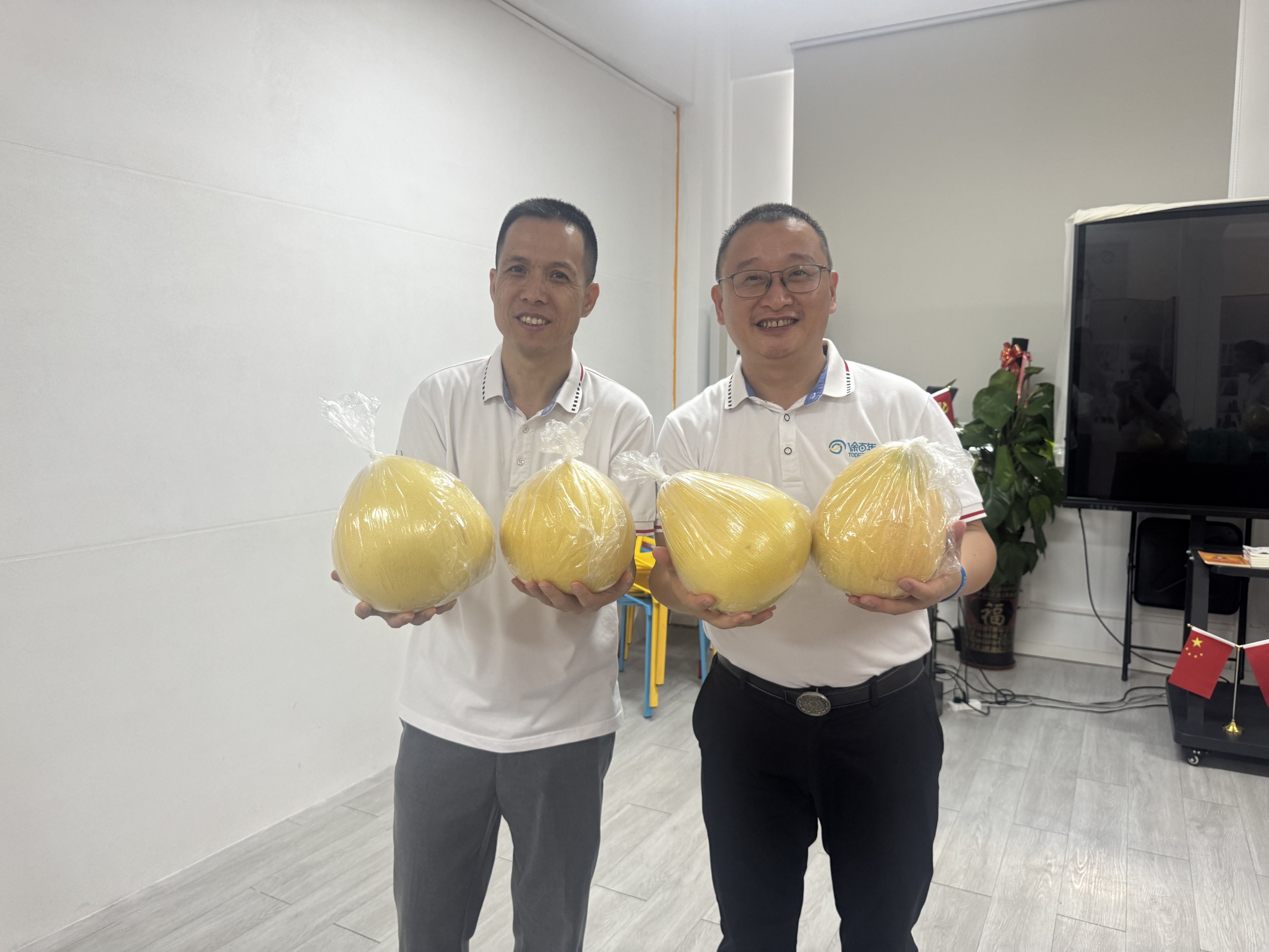 双节同辉，感恩有您——涂百年致全体员工的双节礼赞