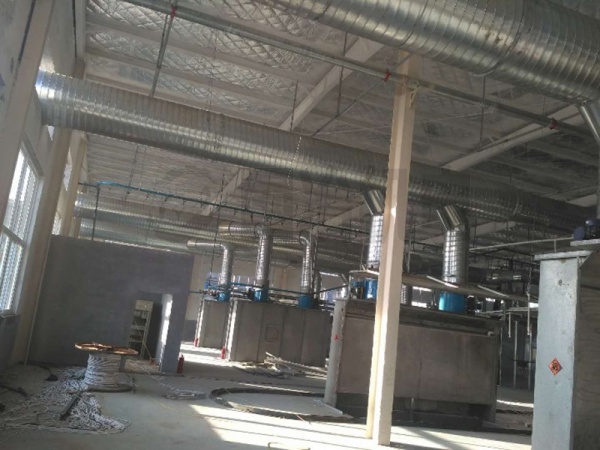 ���װ��͸�繤��