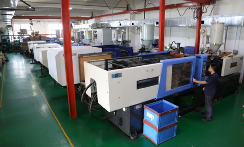 Precise Injection Machine