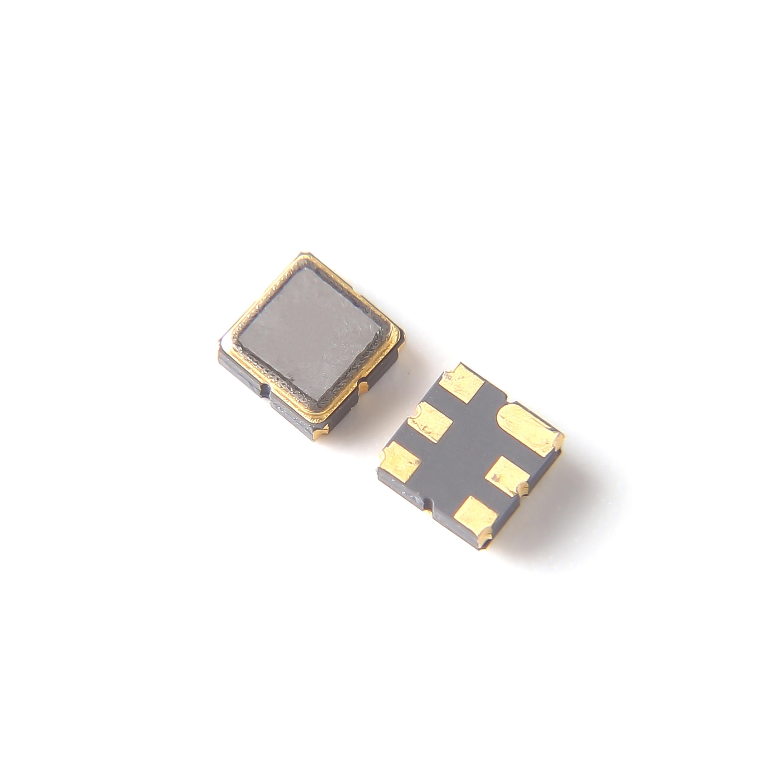 YQM3030R声表谐振器SMD3030陶瓷封装实物图 3.0×3.0mm 6引脚