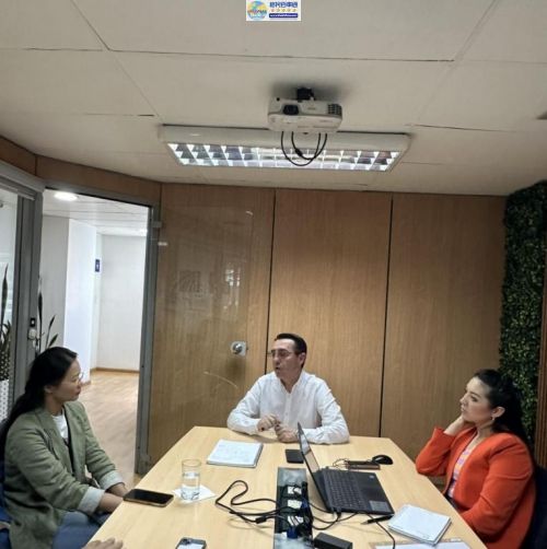 安家美洲米粒拜访厄瓜多尔资深房地产投资公司洽谈合作