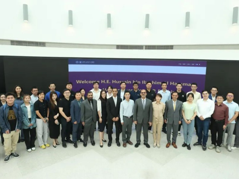 阿联酋驻华大使访问清华大学，辉羲智能参与交流