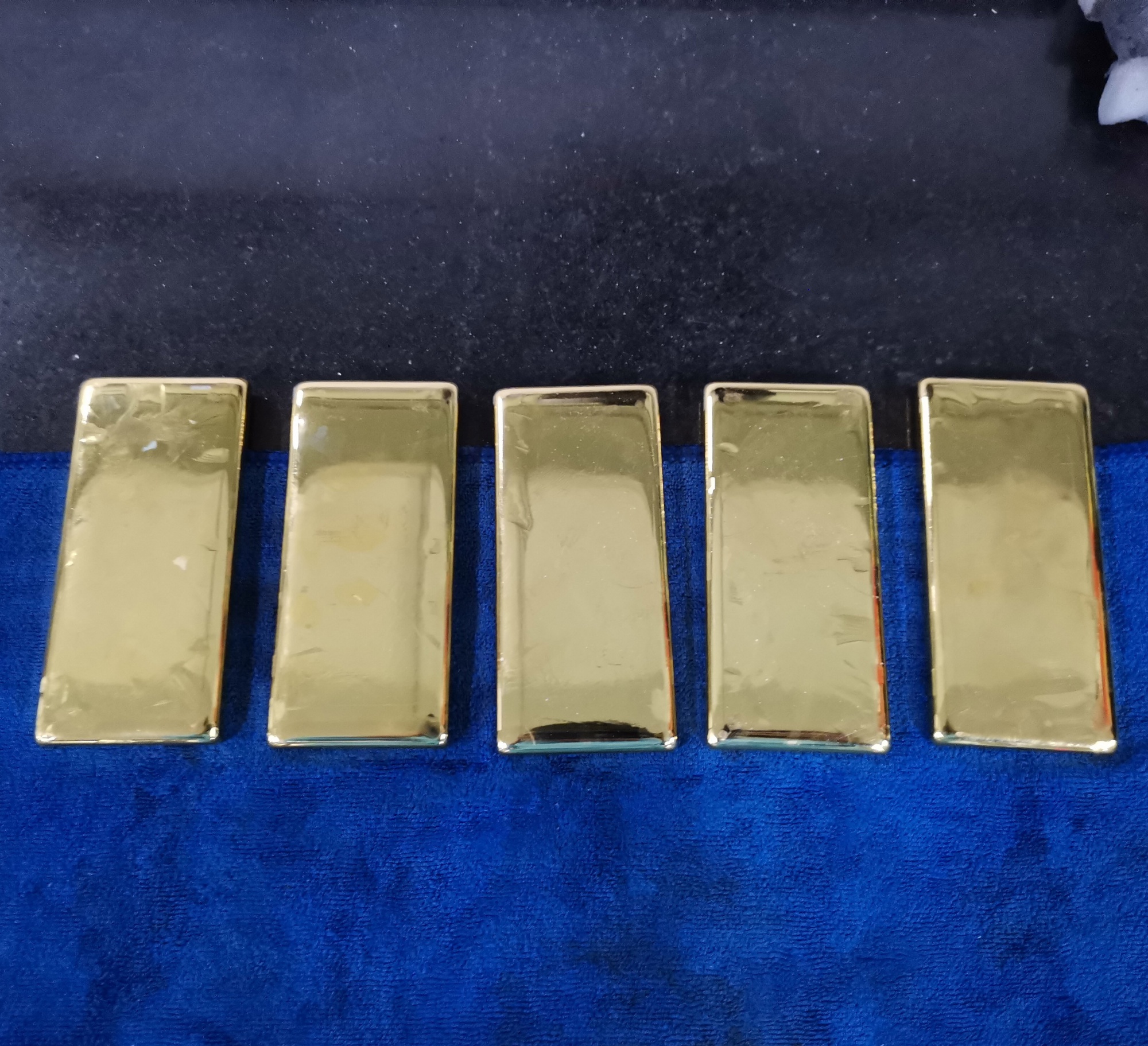 金塊