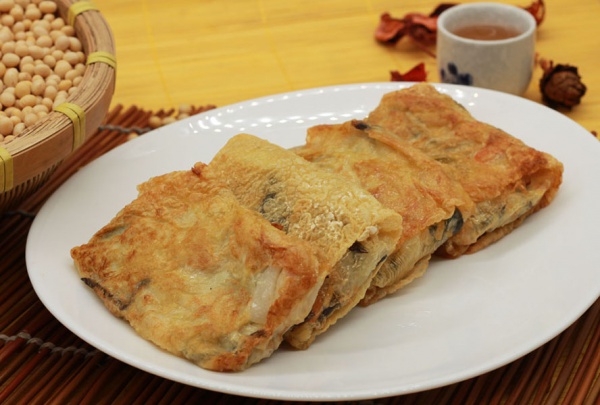 Fresh bean curd sheet rolls (12 pieces)