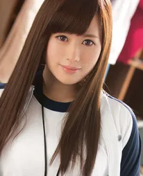 上野里奈