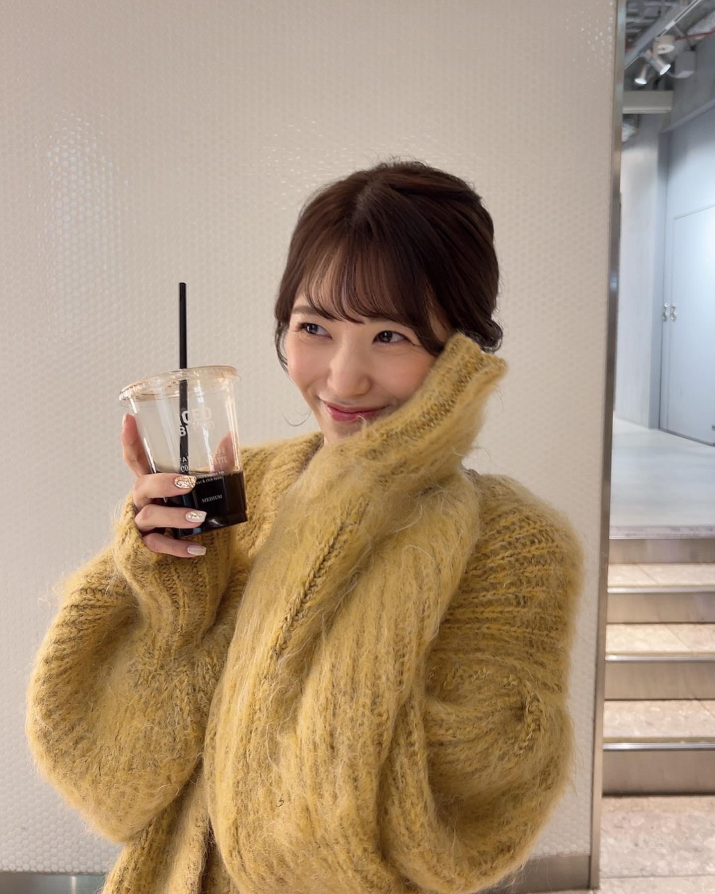 山岸逢花她也许不是最美的，但她肯定是最有气质的