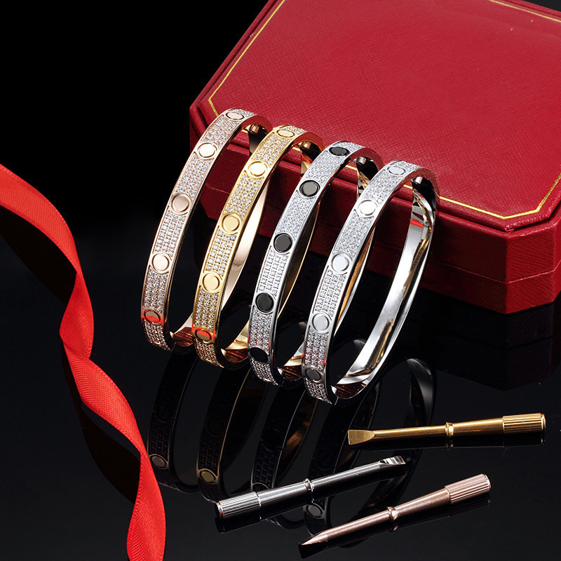 Stainless Steel Jewelry Factory: The Charm Of Precise Casting