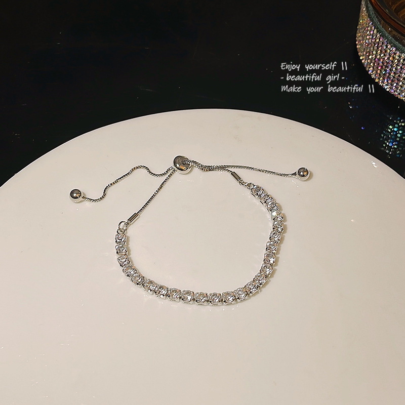 Exquisite zircon bracelet female silver bracelet new temperament hand jewelry